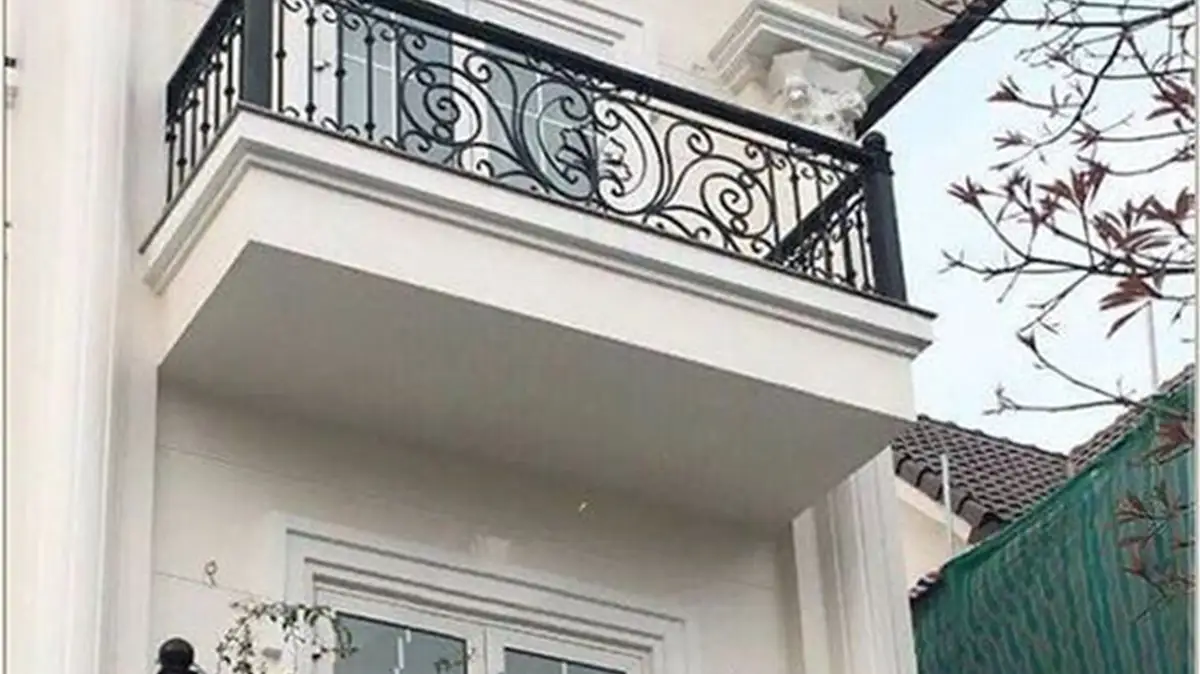 Model Kanopi Jendela Cor Balkon Klasik